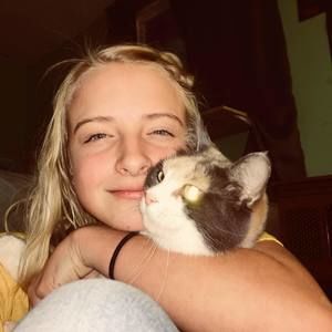 Meet your Posher, Maddie